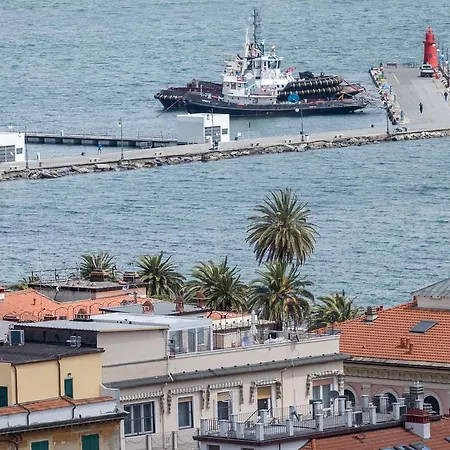Il Grattacielo Sul Golfo 2*