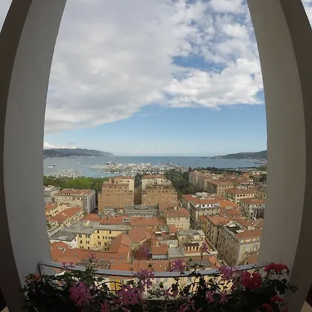 Guest house Il Grattacielo Sul Golfo La Spezia