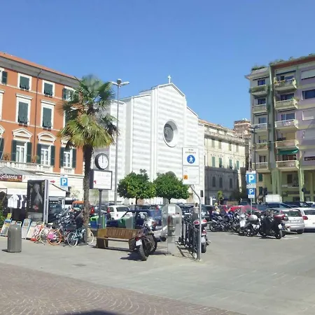 Il Grattacielo Sul Golfo 2* لا سبيتسْيا